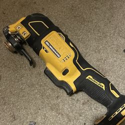 Dewalt multi tool 20v
