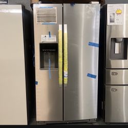 Whirlpool Side By Side Refrigerator 