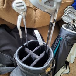 Bennington Golf Bag with miscellaneous Clubs