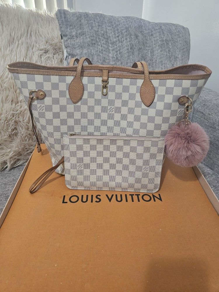 Authentic Louis Vuitton Neverfull