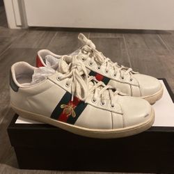Women’s Gucci Sneakers 