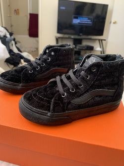 Toddlers vans size 7.5