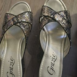 Gracie Jodi Wedge Sandals Size 8