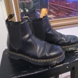 Doctor Martins Boots