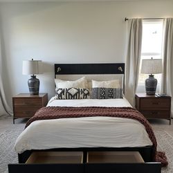 Black Solid Wood Storage Queen Bed