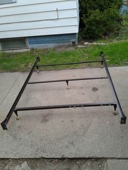 Full/queen bed frame