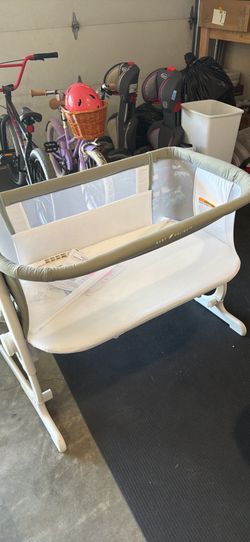 Baby Delight Beside Me Dreamer Bassinet