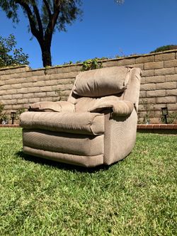 Recliner Chair