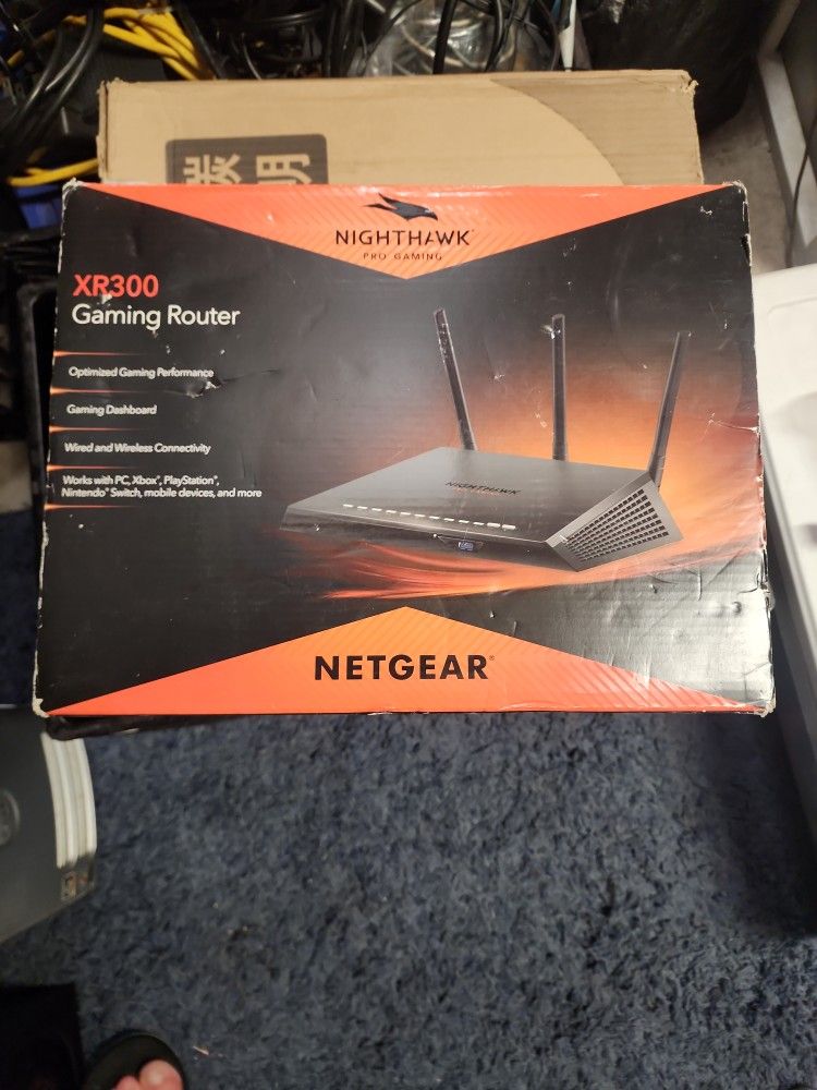 Nighthawk XR300 Gaming Router 