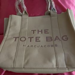 “The Tote Bag”