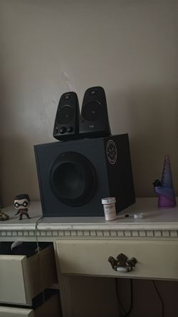 Z625 Speaker System with Subwoofer and Optical Input