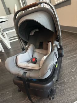 Nuna car seat and base