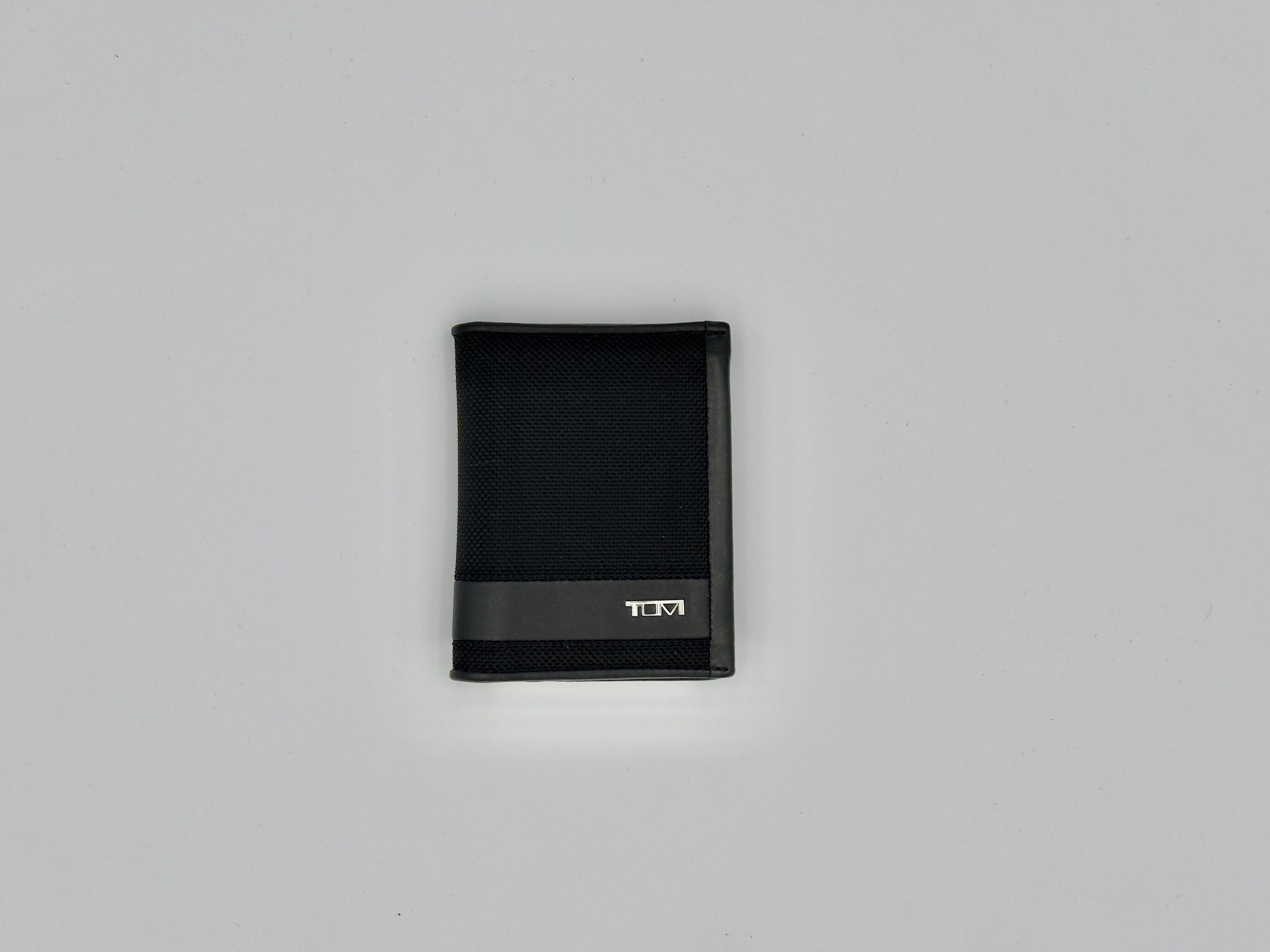 TUMI - Alpha L-Fold Wallet - Slim Bifold Wallet - Durable Ballistic Nylon Wallet - With Premium Gift Box - 4.4" X 3.4" X 0.7" - Black