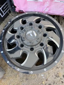 20” Fuel 8 lug dually wheels