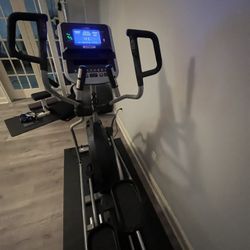 Commercial grade XE395 Elliptical Spirit Exercise Machine for Sale