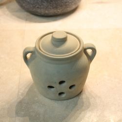 Garlic Storage Container
