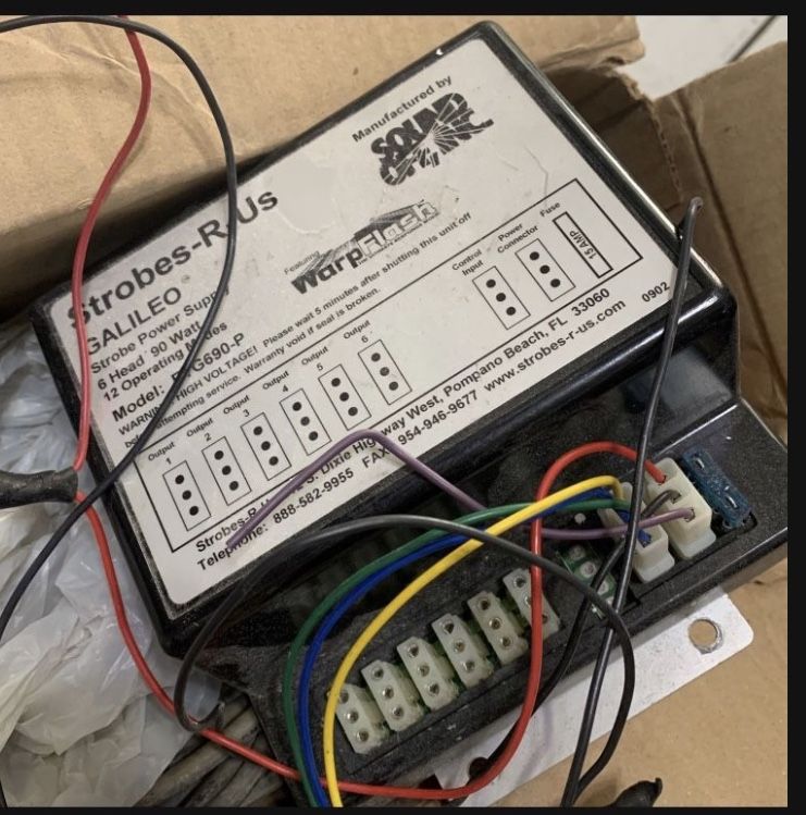 Strobes R Us Power Supply Strobe Light Kit 4 White Bulbs And 2 Amber