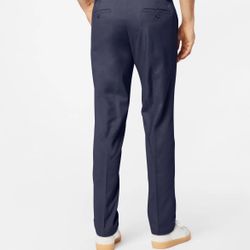 Men’s Dockers Slim Fit (Size 34/30)