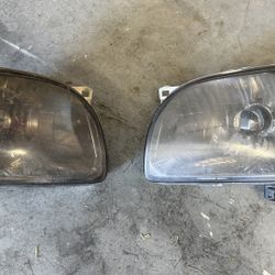Toyota Tacoma Headlights