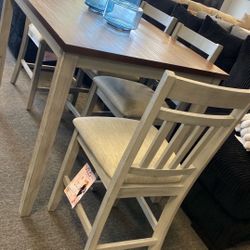 Rustic Small Breakfast For Small Apartment / Condo 5pc - Free Setup And Delivery Today 