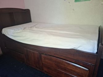 Twin bedframe