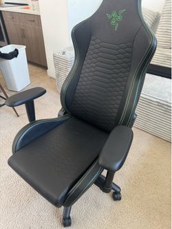 Razor Desk Chair