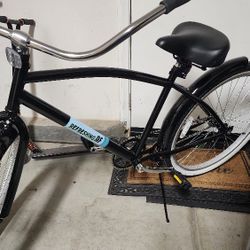 Black Minute Maid beach cruiser bicycle 
