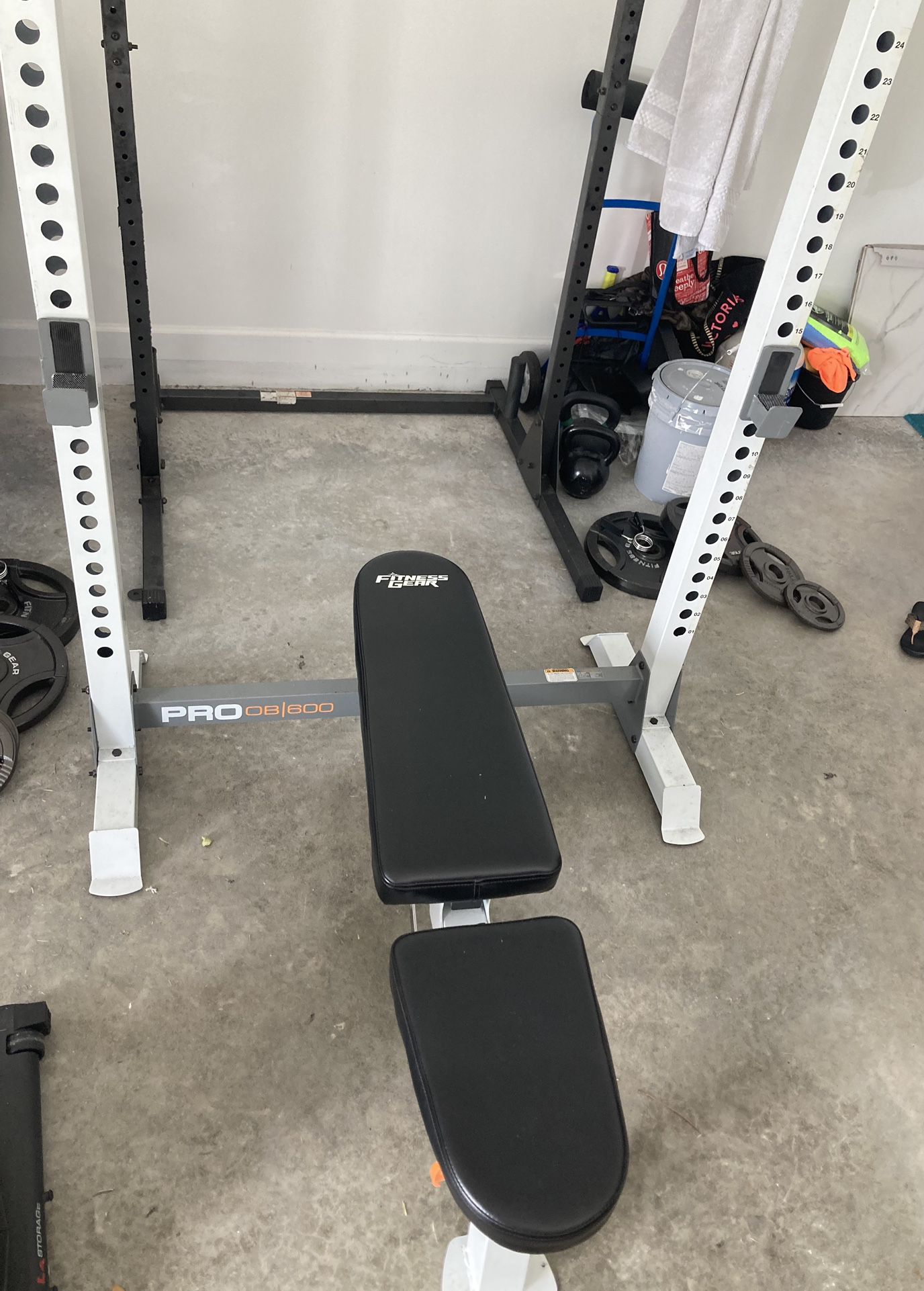 Fitness Gear Olympic Bench Pro OB 600 & Bar Rack 