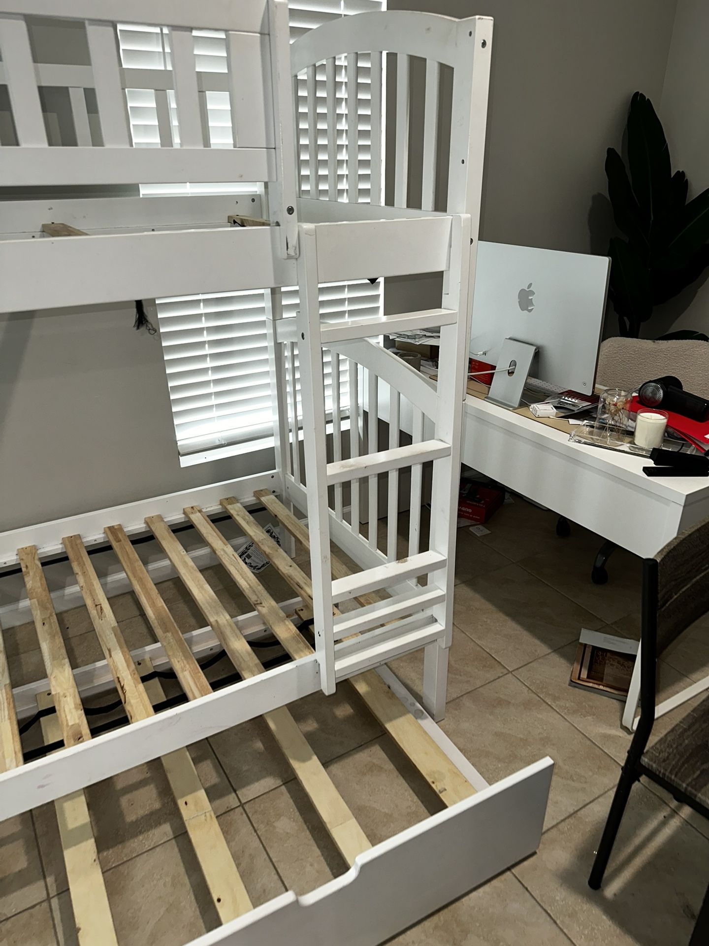 Bunk Bed With Trundle