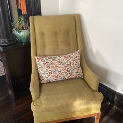 Vintage Green Chair !