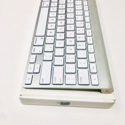 Apple Wireless Keyboar