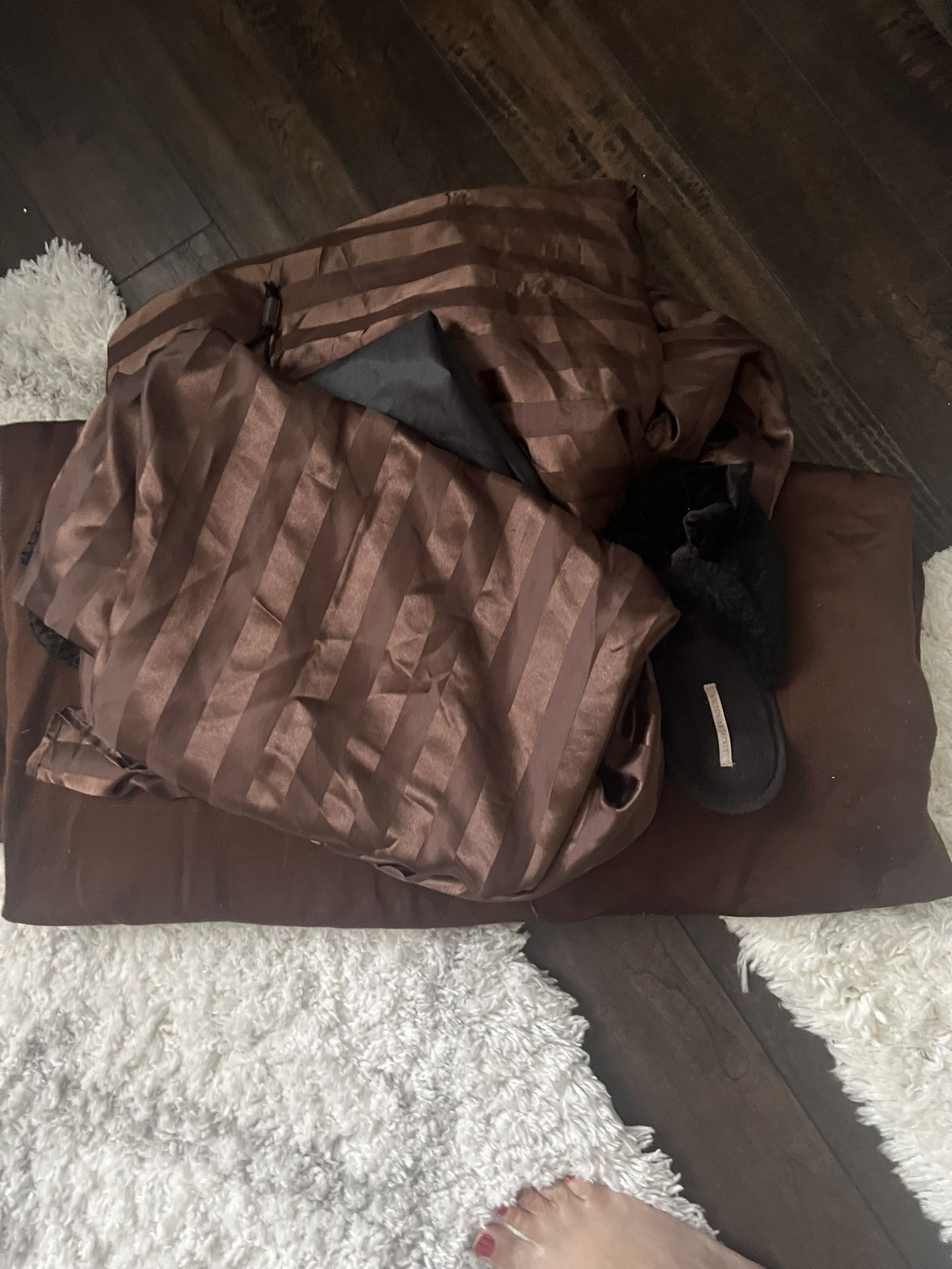 New Years Sale - 3 Pcs Satin Fitted Flat And Duvet Spread