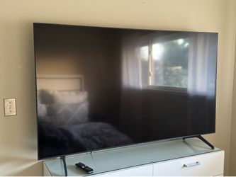 70 inch Samsung 4K Smart TV