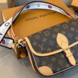 Louis Vuitton Monogram Shoulder Bag with Detachable Strap Brown Beige