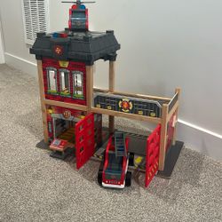 Hape Wood Fire Station 