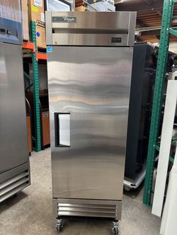 1 Door Freezer Upright Reach In True T-19F-HC Stainless Steel NSF On Wheels #4857