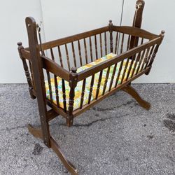 Vintage Jenny Lind Style Wooden Baby Cradle / Bassinet / Crib