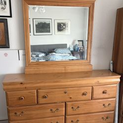 Dresser And Mirror 7 Drawers Ashley Furniture Light Brown Wood