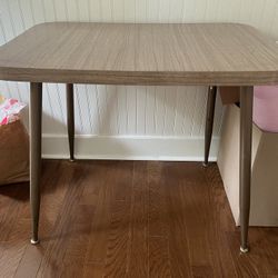 Vintage 1950’s Table 