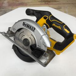 DeWalt 20v Cordless Circular Saw, As New.