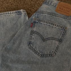 Levi’s Jeans