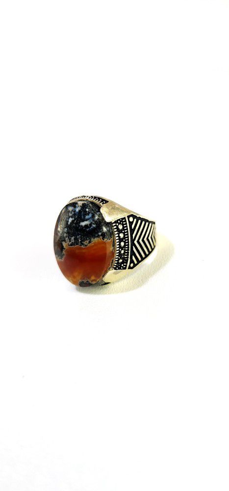 Natural Arabian Gemstone Ring With Silver Frame 925
Size 10 USA