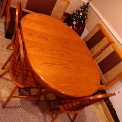 Solid Oak Table & 4 Chairs