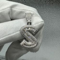 A Moissanite Initial in Sterling Silver with a CTW of 2.50 in Bugget Style