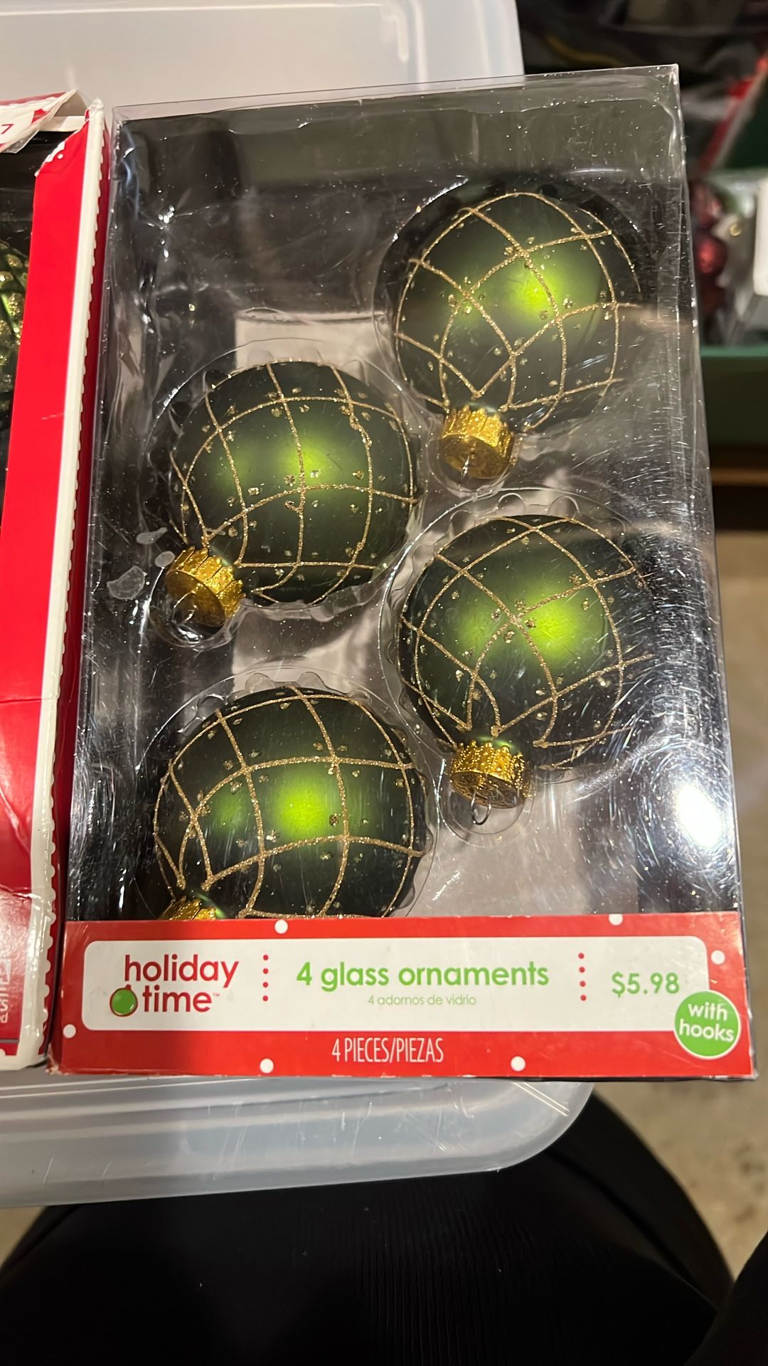 Ornaments 2 Box of 4