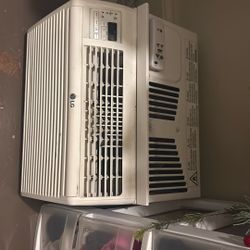 LG LW6017R 6,000 BTU Window Air Conditioner