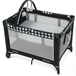 Pack 'n Play® On the Go™ Playard with Folding Bassinet