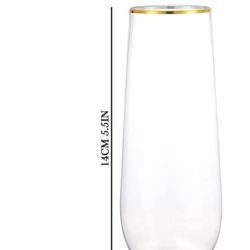 Plastic Champagne, Flutes