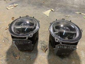 front lights Jeep 2021