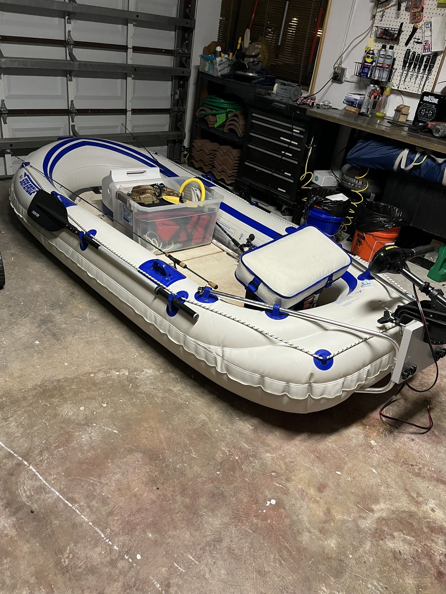 sea eagle se9 with custom floor and trolling motor everything included